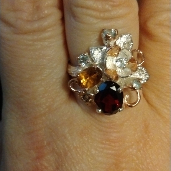 STUNNING Natural Garnet, Citrine, & Aqua Marine Ring - Picture 3 of 10